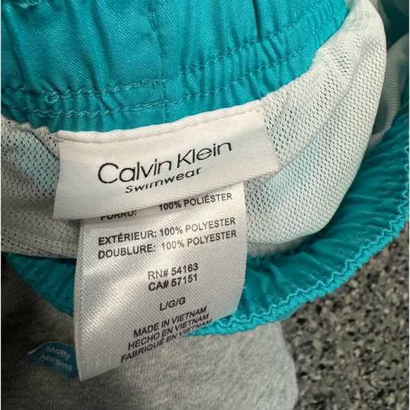 Men’s 7 piece bathing suit package - Picture 3 of 6